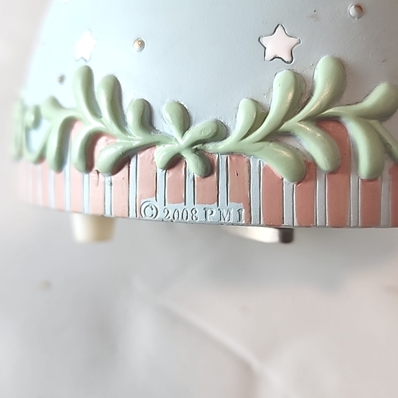 2008 Precious Moments musical snow globe - Picture 6 of 7